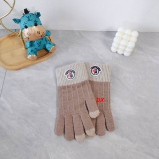 2023.12.25 Moncler Gloves 009