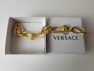 2024.03.16  Versace Bracelet 048