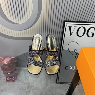 2024.04.28  Super Perfect LV Women Slippers size35-40 547